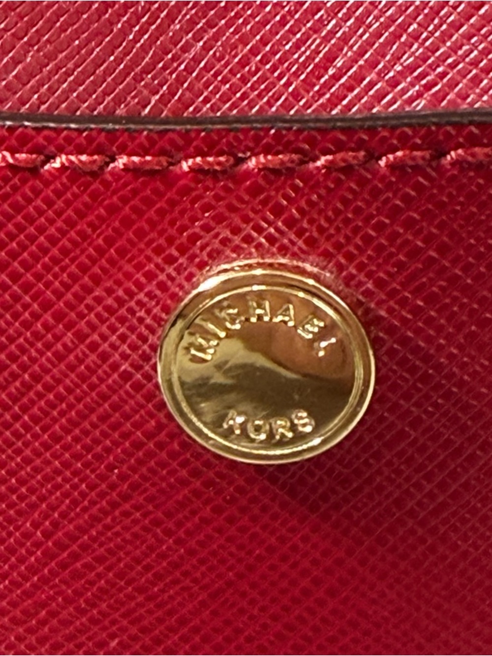Michael Kors Greenwich Bucket Bag - Picture 3 of 12